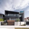 Glass Swimming Pools: Enhance Your Luxury Home Aesthetic